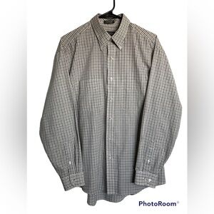 EUC Van Heusen Men’s Long Sleeve Dress Shirt